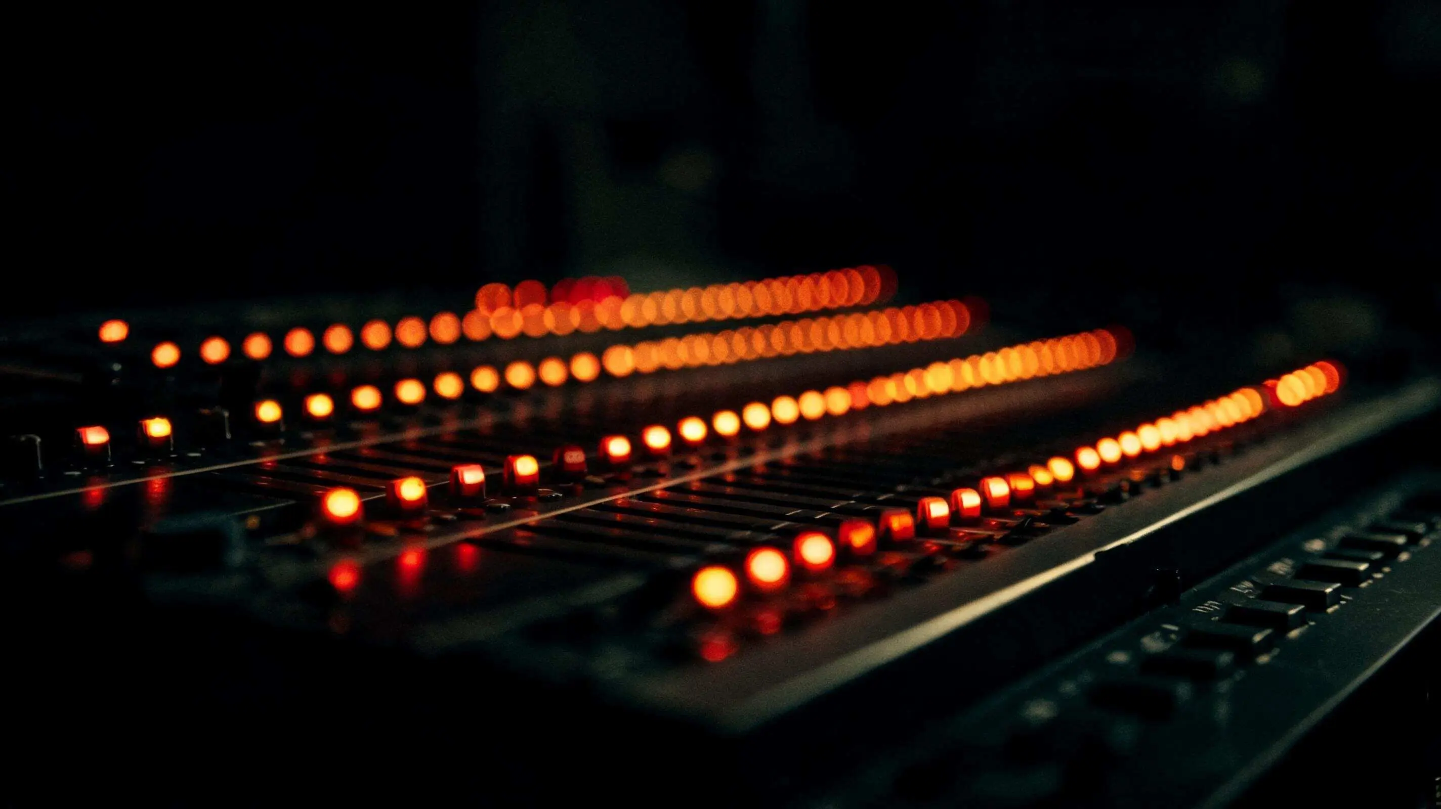 What is a sequencer in music? Everything producers need to know